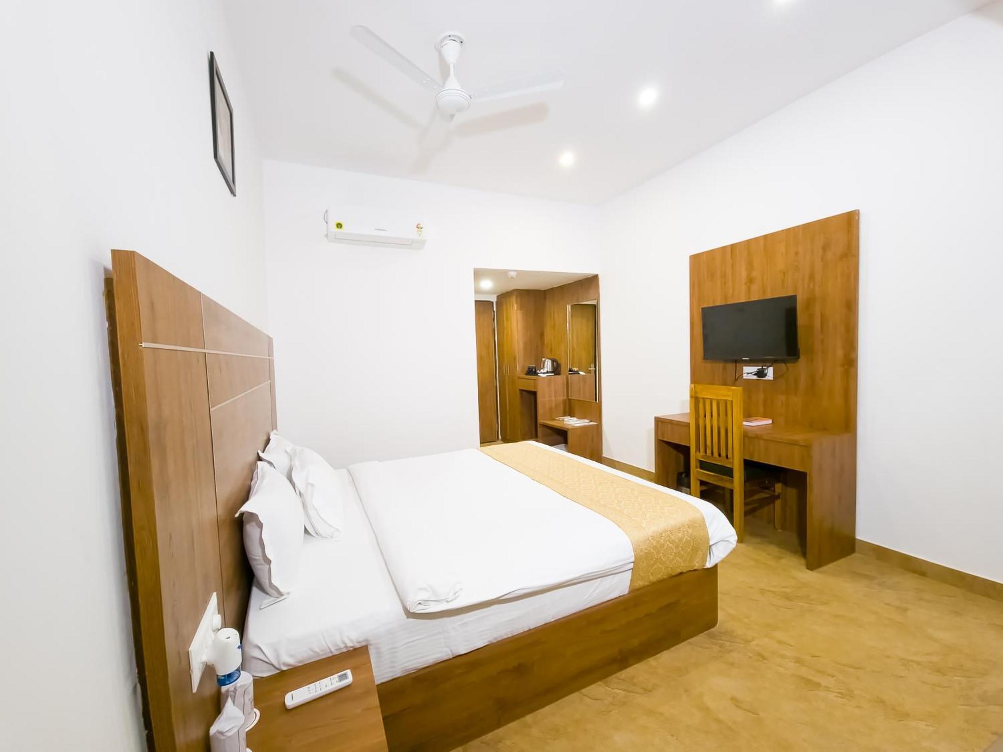 Hotel Amritara Ramila Kutir Ayodhya Esterno foto